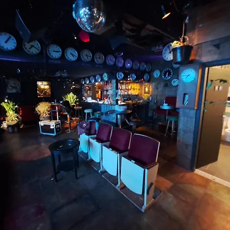 Premium Jazz Club Apartment